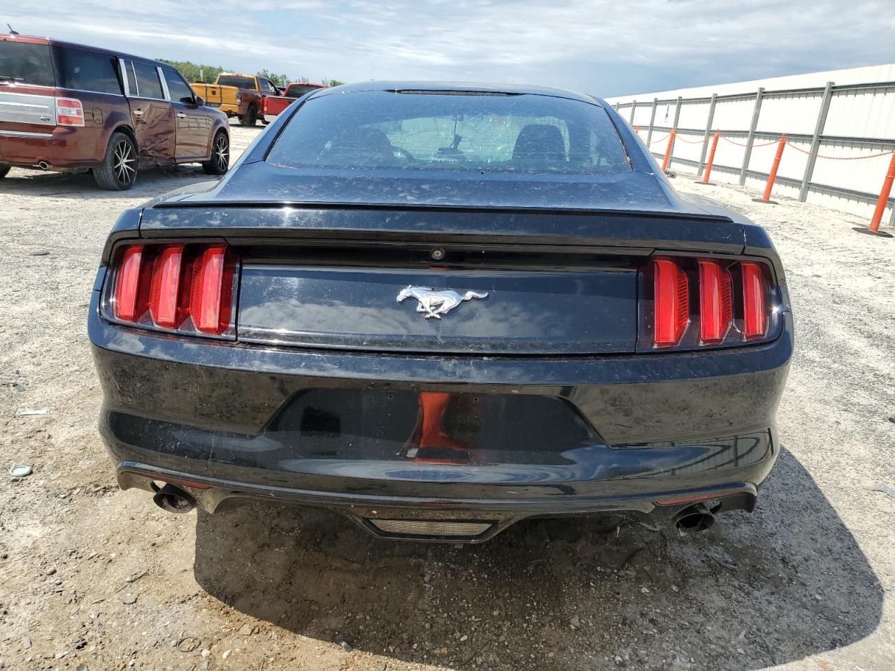 2017 Ford Mustang VIN: 1FA6P8TH3H5212644 Lot: 56348085