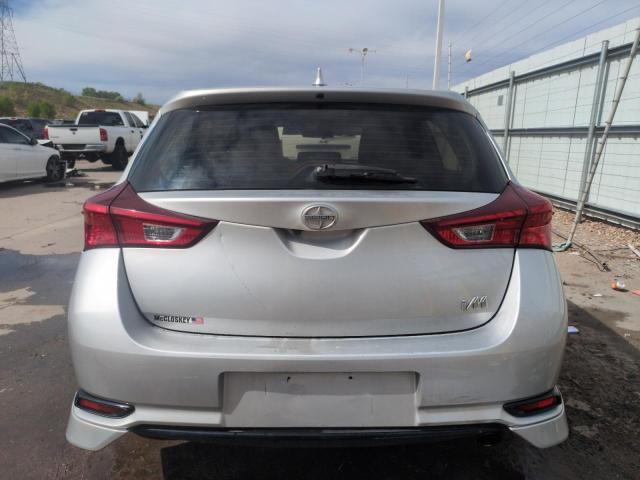  TOYOTA SCION 2016 Srebrny