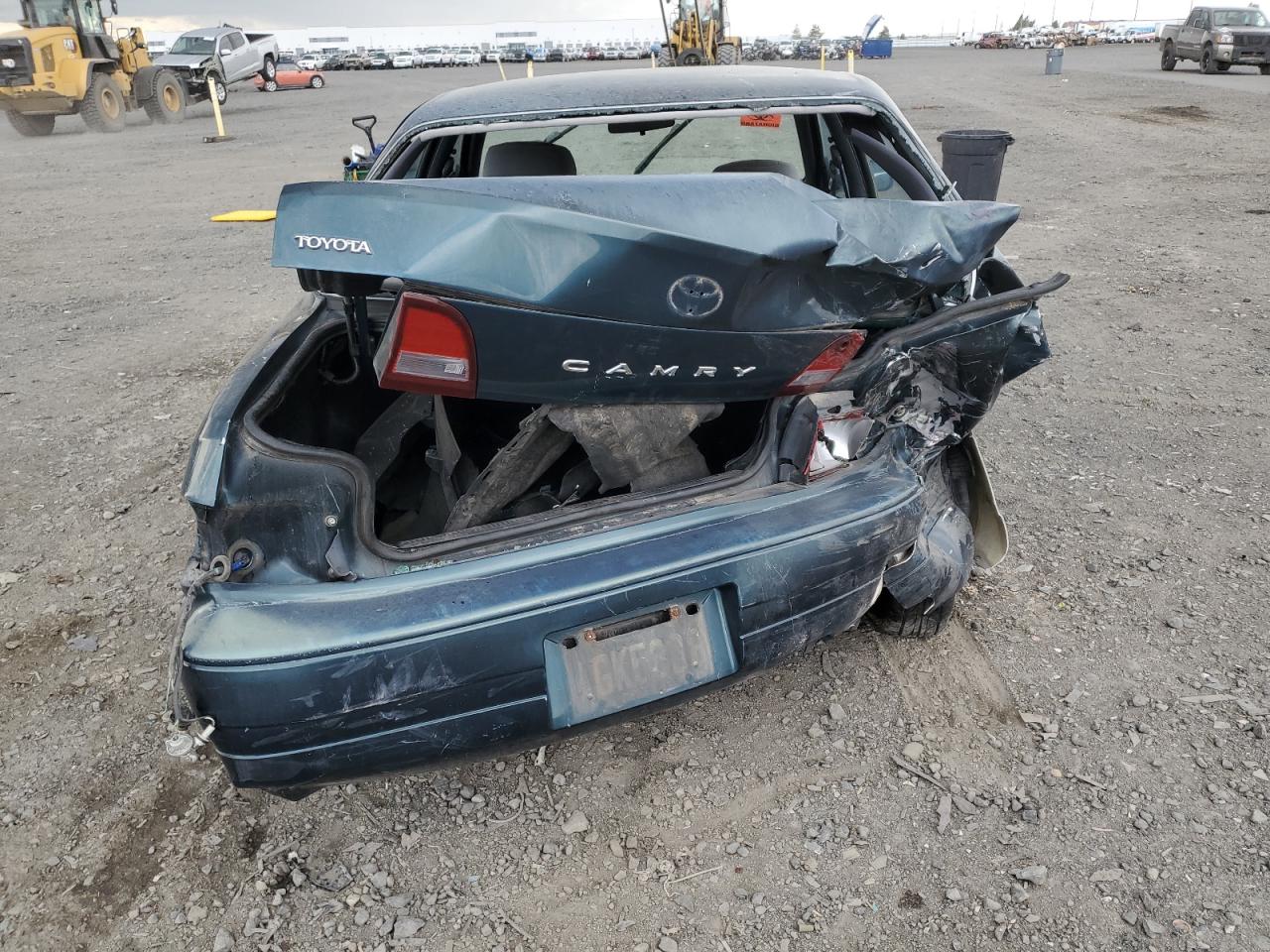 1996 Toyota Camry Dx VIN: JT2BG12K4T0378053 Lot: 56704305