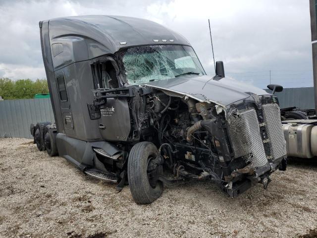 2020 Kenworth T680 Semi Truck
