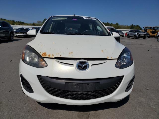 Hatchbacks MAZDA 2 2014 White