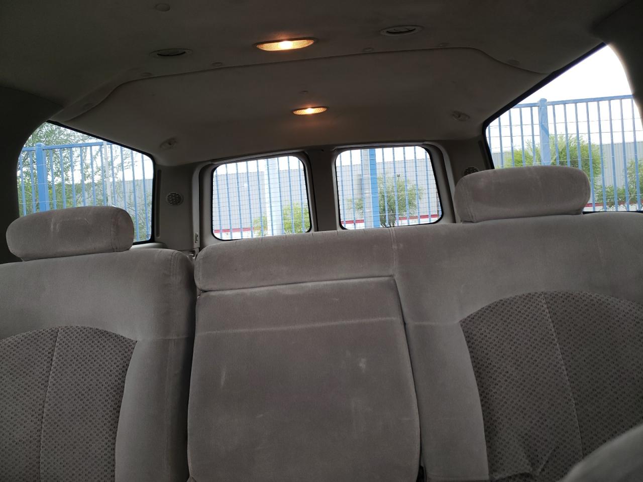 2001 Chevrolet Suburban C1500 VIN: 3GNEC16T81G222813 Lot: 55534705