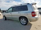 2004 Toyota Highlander  للبيع في Wilmer، TX - Front End