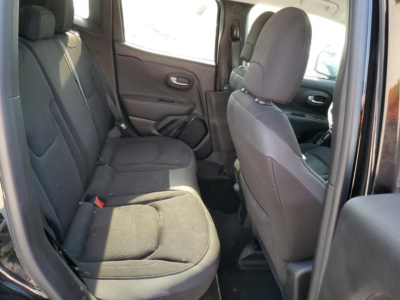 2018 Jeep Renegade Latitude VIN: ZACCJABHXJPH22767 Lot: 56832115