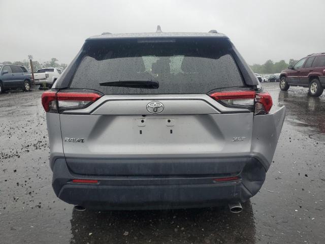  TOYOTA RAV4 2021 Серебристый