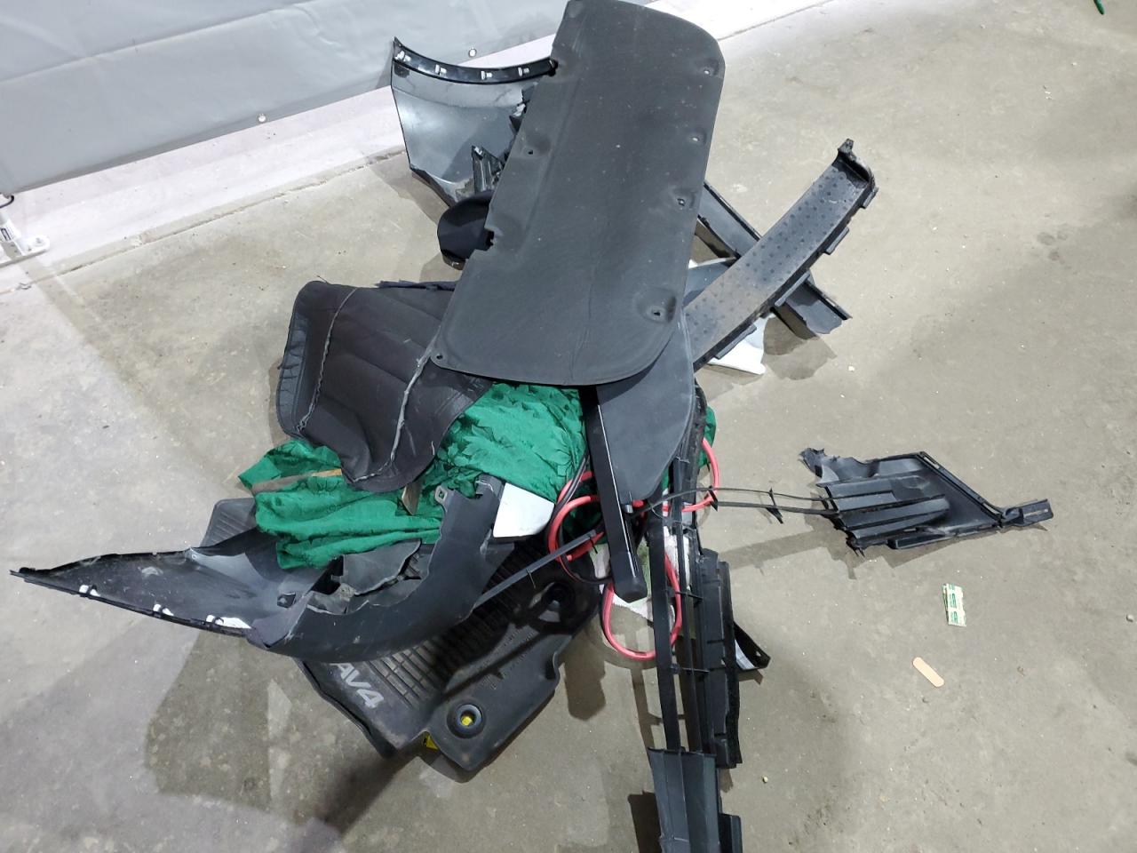 2017 Toyota Rav4 Xle VIN: 2T3RFREV4HW579533 Lot: 57863815