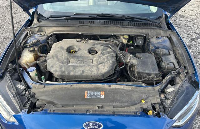 Sedans FORD FUSION 2017 Granatowy