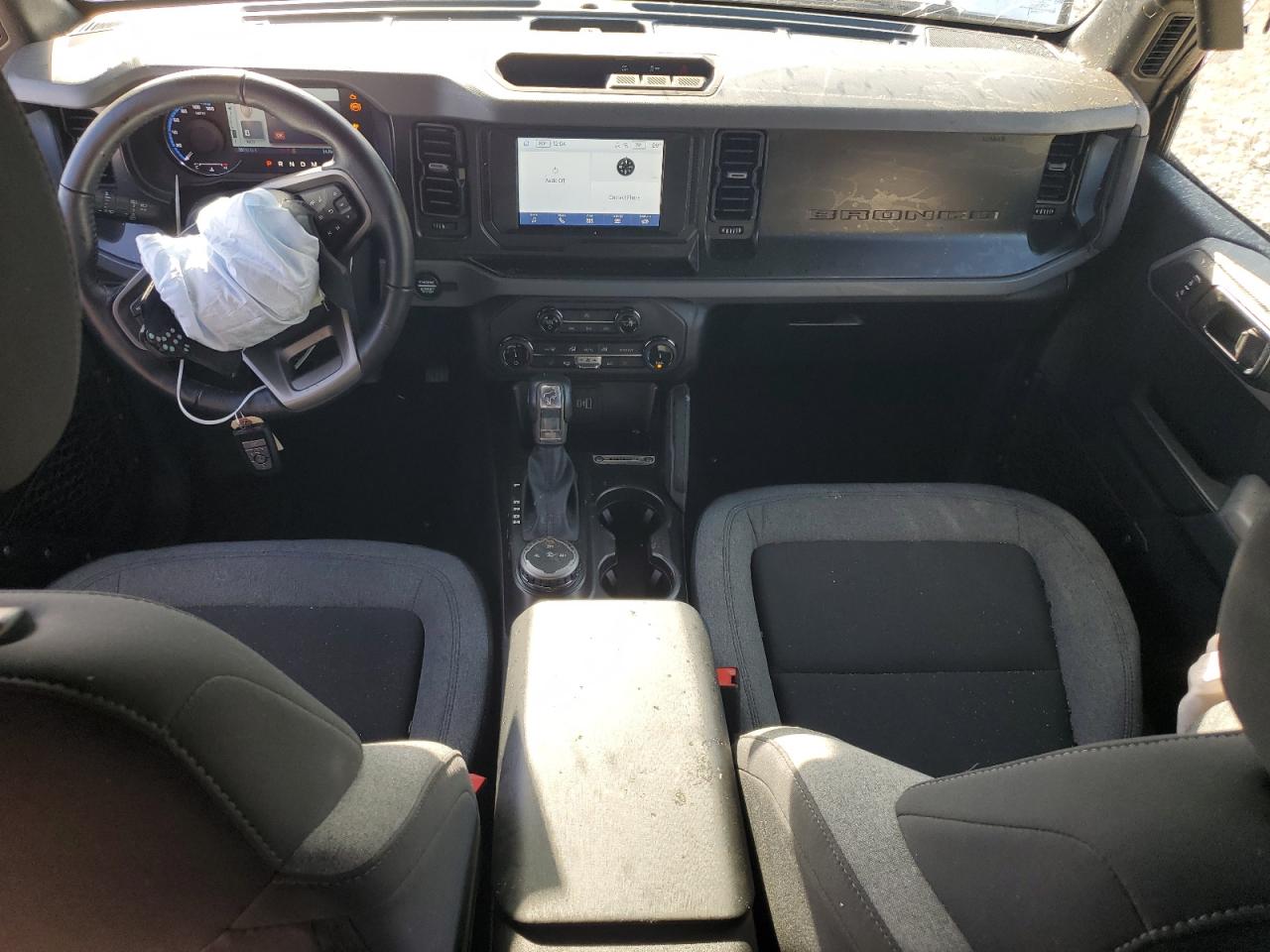 2022 Ford Bronco Base VIN: 1FMDE5BH6NLB87801 Lot: 56976195