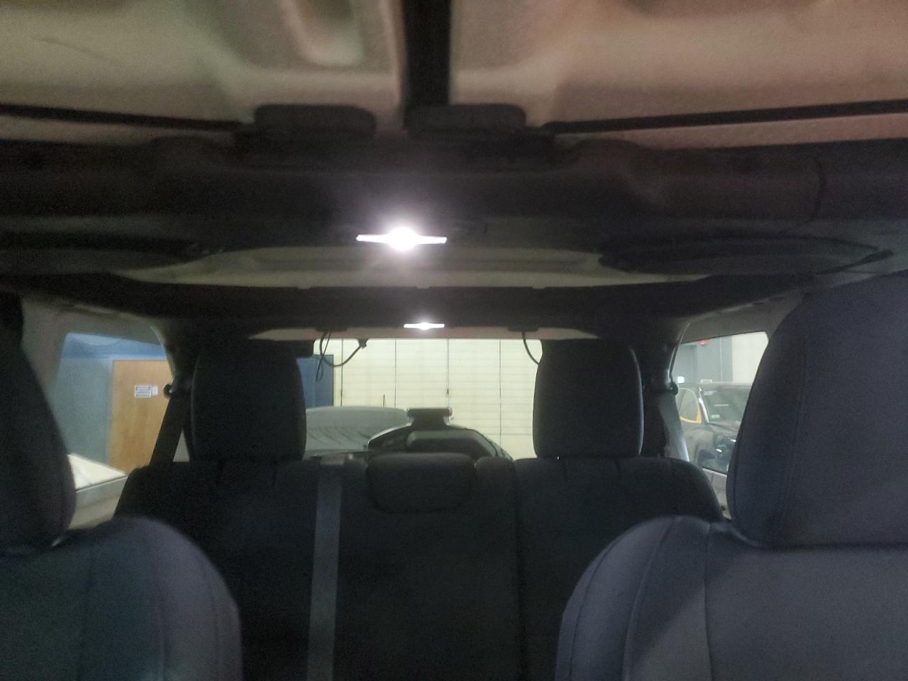 2018 Jeep Wrangler Unlimited Sport VIN: 1C4HJXDG5JW127051 Lot: 57148155