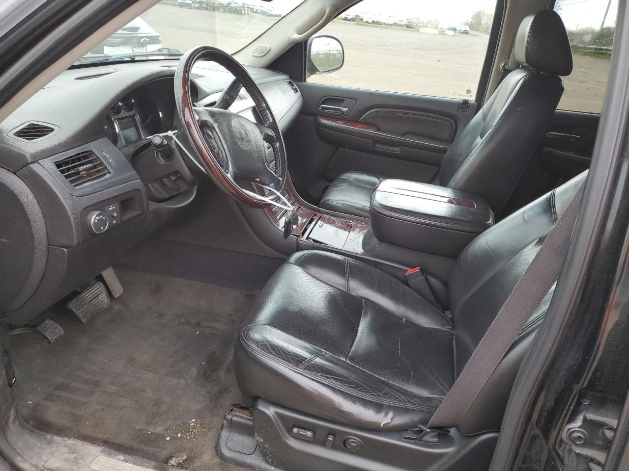 2008 Cadillac Escalade Luxury VIN: 1GYFK63858R230014 Lot: 55437865