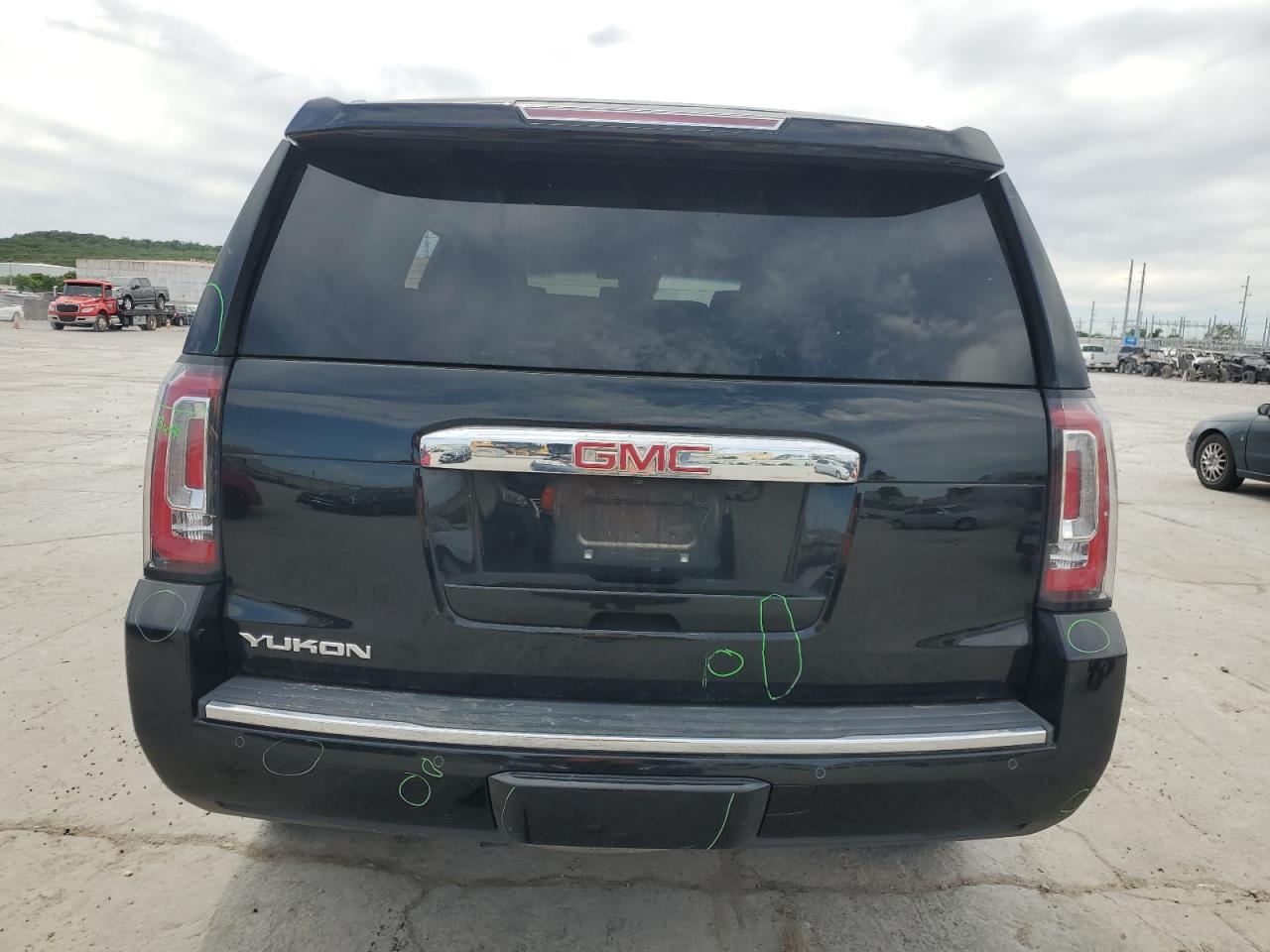 2019 GMC Yukon Denali VIN: 1GKS2CKJ2KR322667 Lot: 56647765