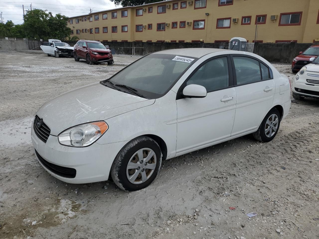 2010 Hyundai Accent Gls na sprzedaż w Opa Locka, FL - Minor Dent/Scratches