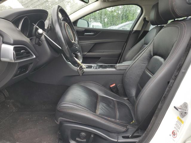  JAGUAR XE 2017 White