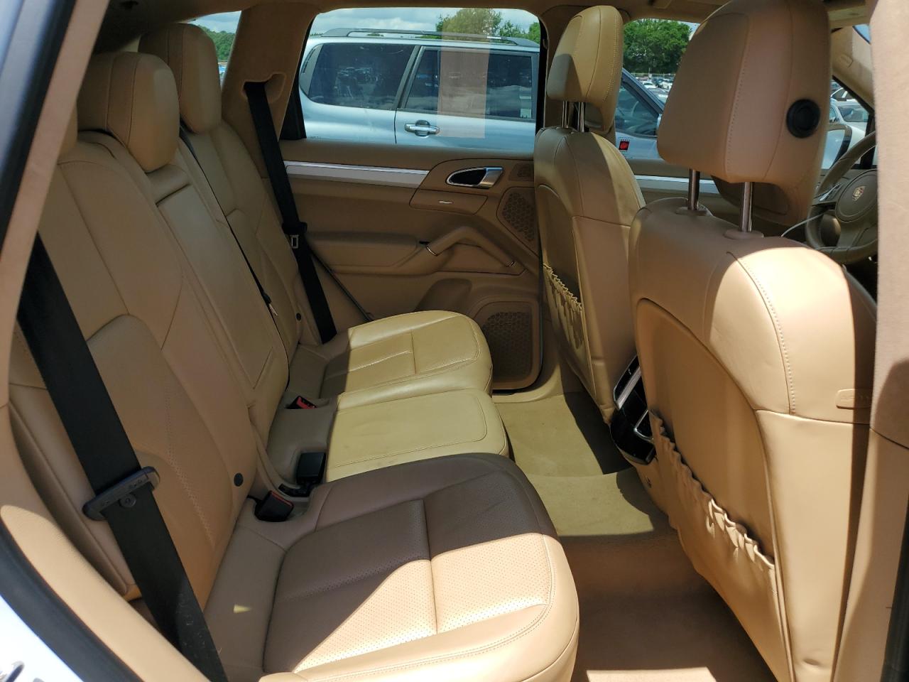 2014 Porsche Cayenne Gts VIN: WP1AD2A27ELA70118 Lot: 56405945