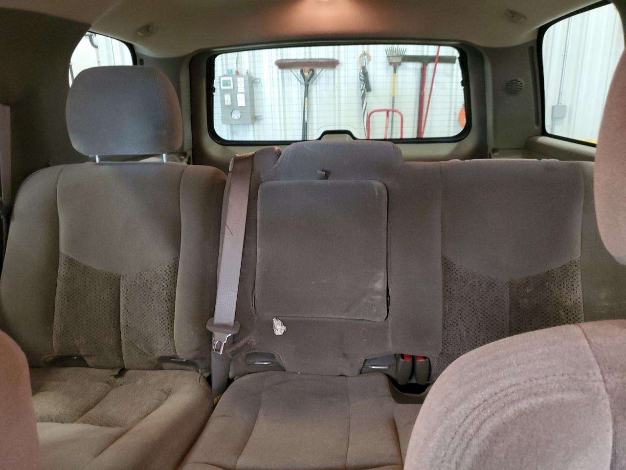 2004 Chevrolet Tahoe K1500 VIN: 1GNEK13Z44J212987 Lot: 56955555