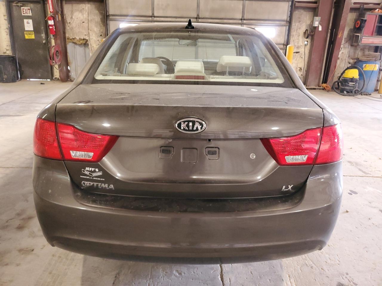 2009 Kia Optima Lx VIN: KNAGE228195295427 Lot: 57034975