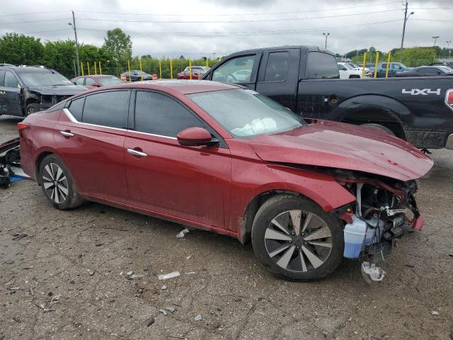  NISSAN ALTIMA 2019 Червоний