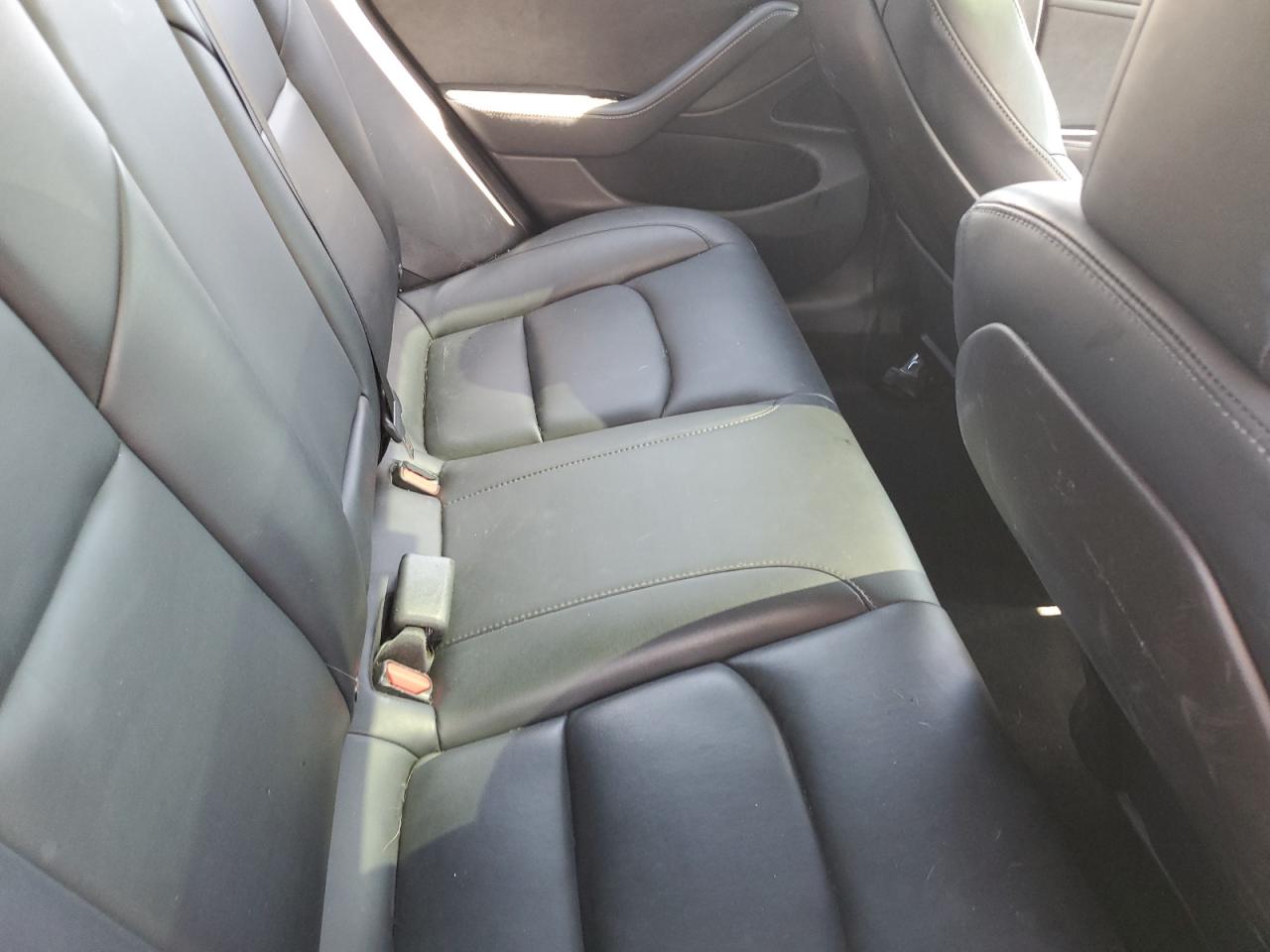 2019 Tesla Model 3 VIN: 5YJ3E1EA7KF483562 Lot: 57085025