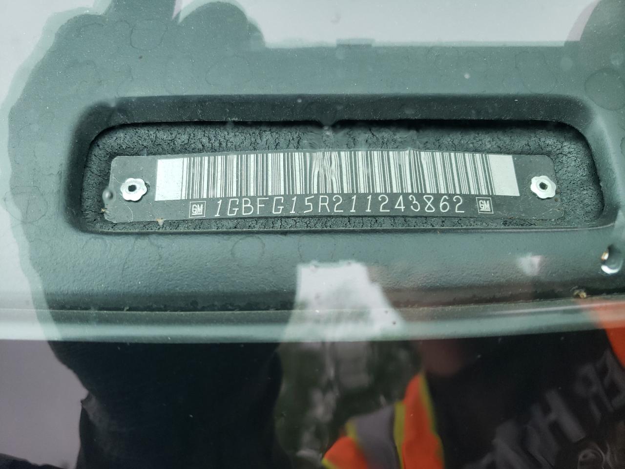 2001 Chevrolet Express G1500 VIN: 1GBFG15R211243862 Lot: 57950355