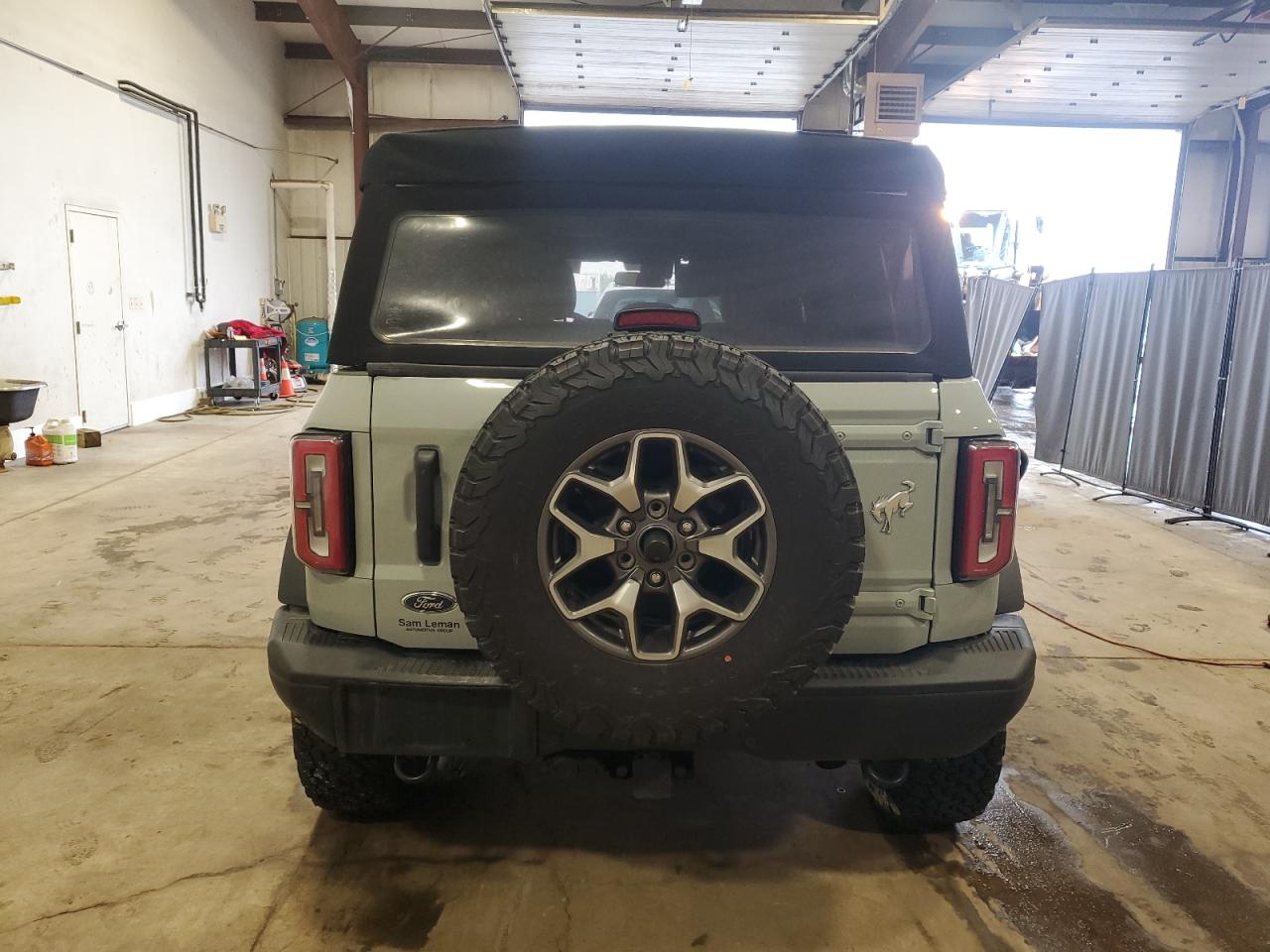 2021 Ford Bronco Base VIN: 1FMEE5DH6MLB02410 Lot: 57070605