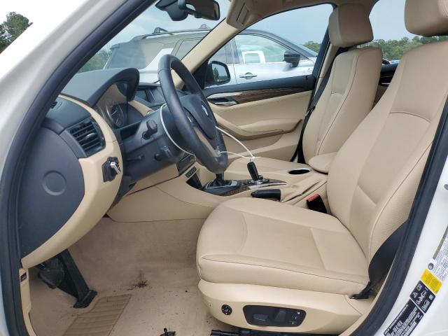  BMW X1 2015 Белый