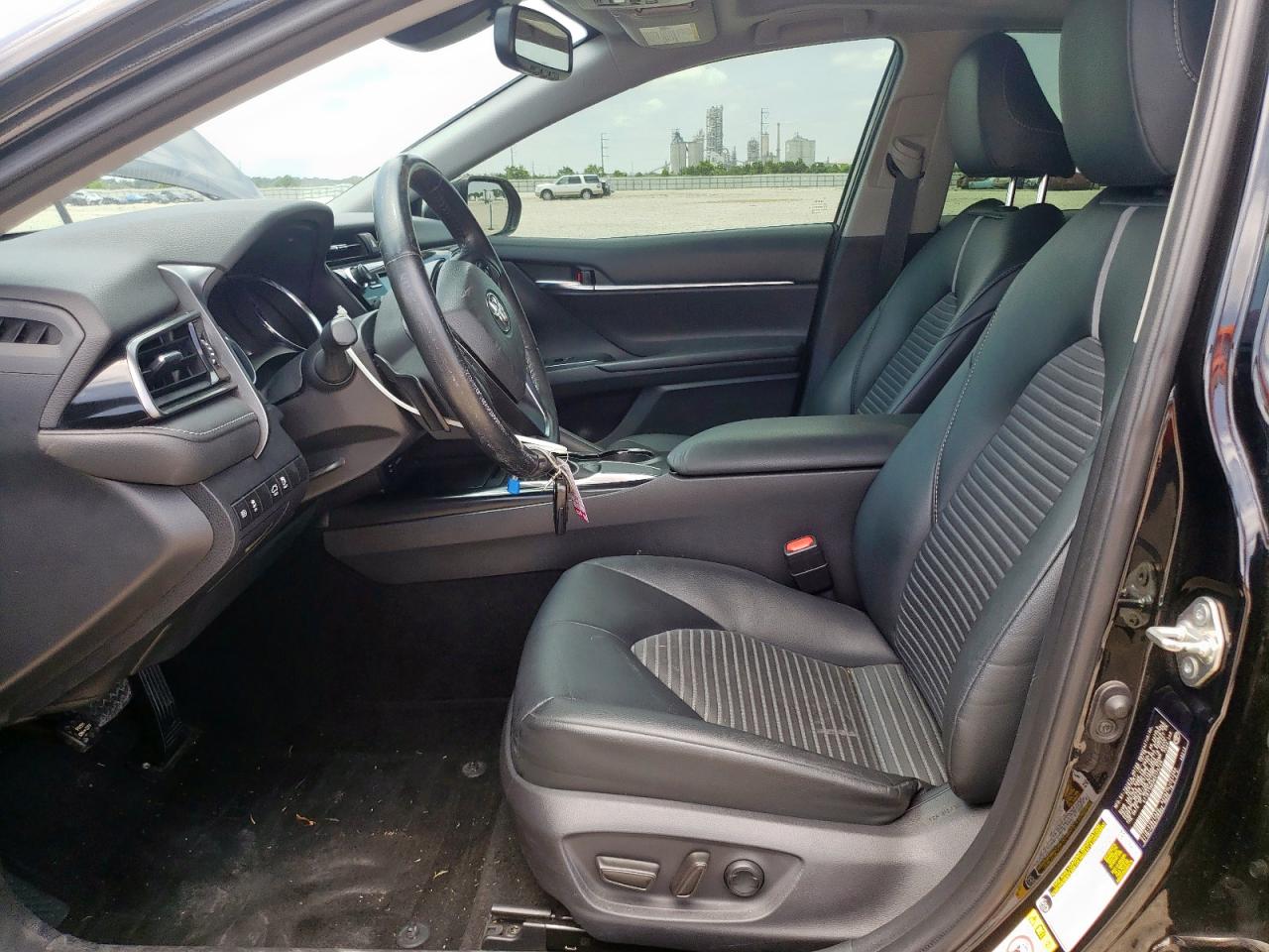 4T1B11HK2KU175729 TOYOTA CAMRY 2019