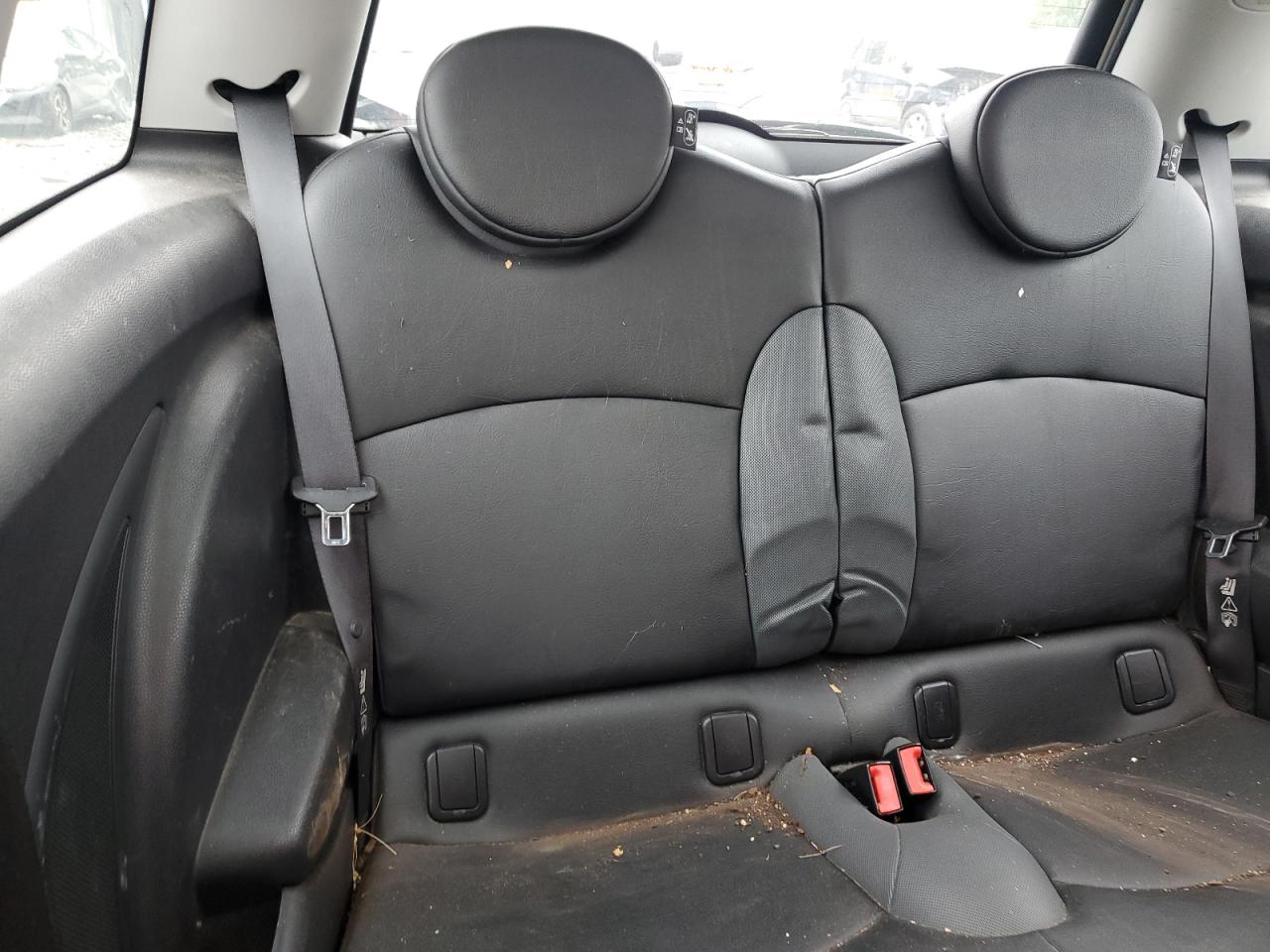 2008 Mini Cooper S VIN: WMWMF735X8TT93951 Lot: 57255895