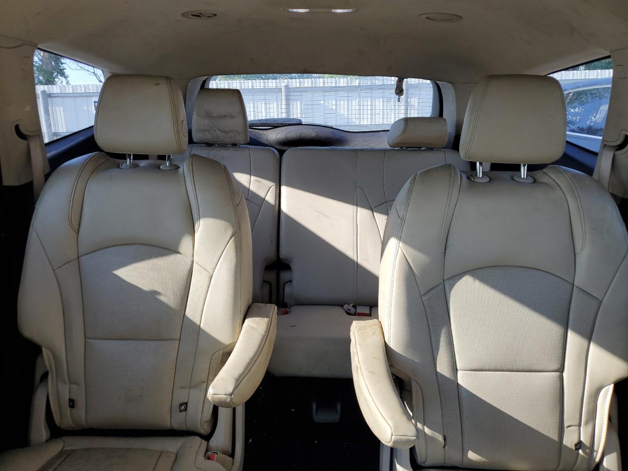 2018 Buick Enclave Essence VIN: 5GAERBKW0JJ195006 Lot: 56744865