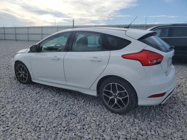  FORD FOCUS 2016 Biały
