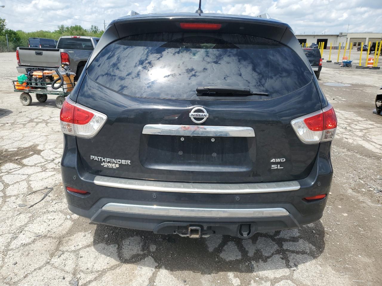 2015 Nissan Pathfinder S VIN: 5N1AR2MMXFC676803 Lot: 56932855