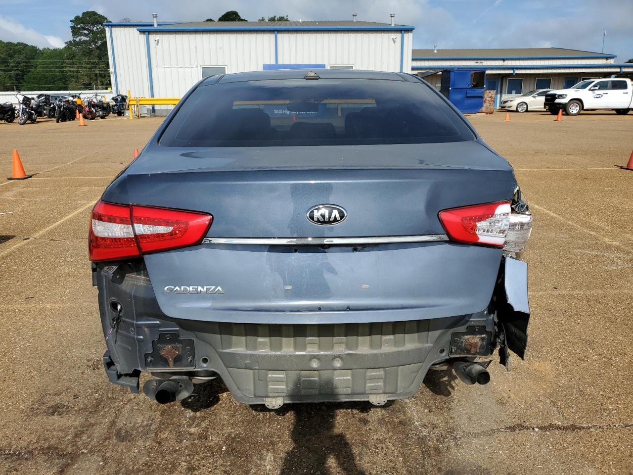 2015 Kia Cadenza Premium VIN: KNALN4D70F5195460 Lot: 56377125