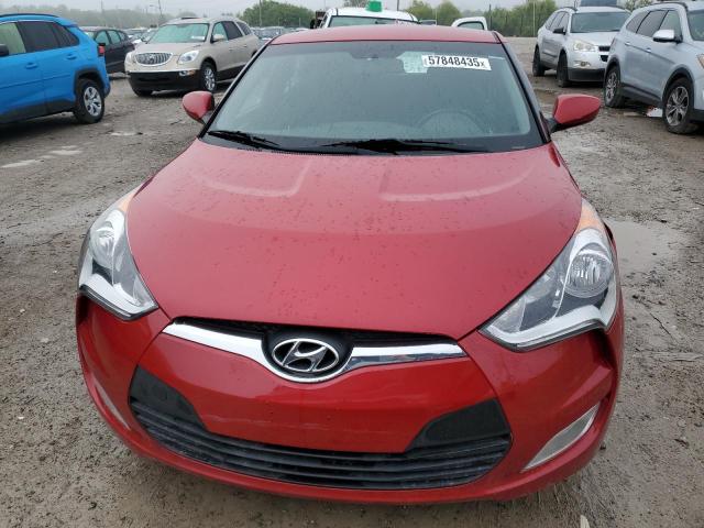  HYUNDAI VELOSTER 2017 Красный
