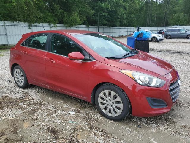  HYUNDAI ELANTRA 2017 Червоний