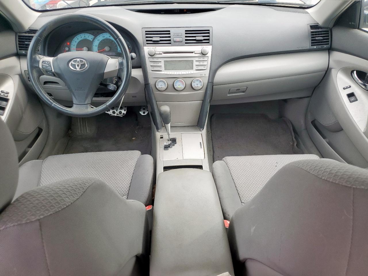 2011 Toyota Camry Base VIN: 4T1BF3EK5BU638433 Lot: 57031845