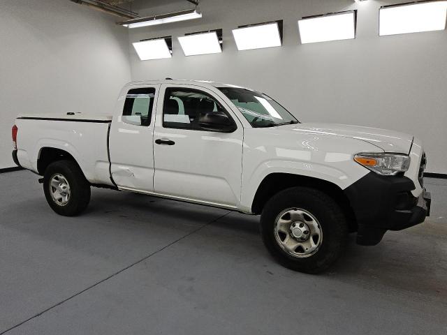  TOYOTA TACOMA 2017 Biały