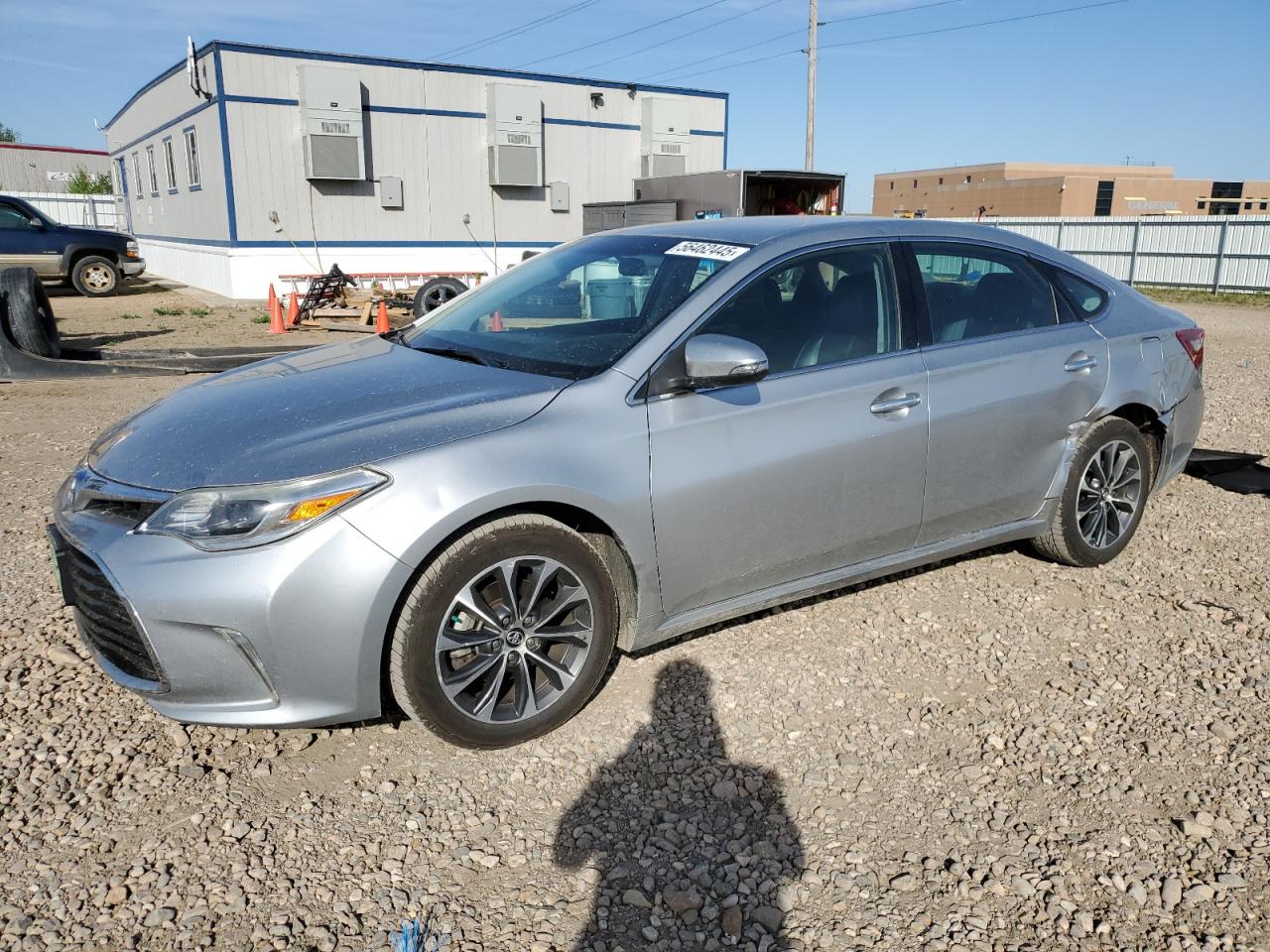 2016 Toyota Avalon Xle na sprzedaż w Bismarck, ND - All Over