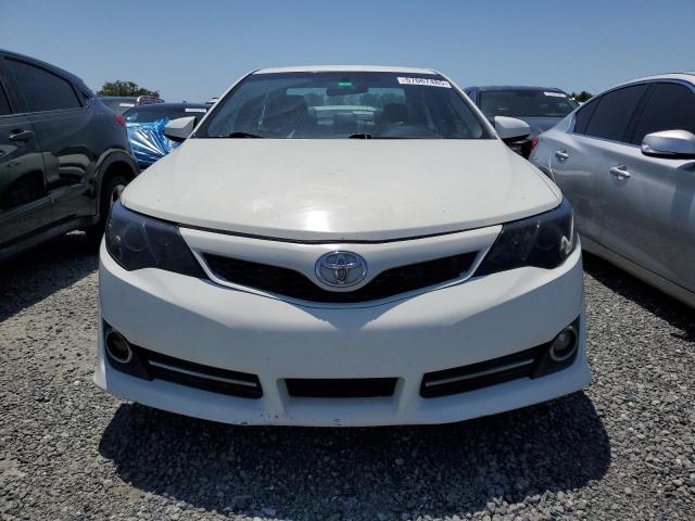 Sedans TOYOTA CAMRY 2014 Biały