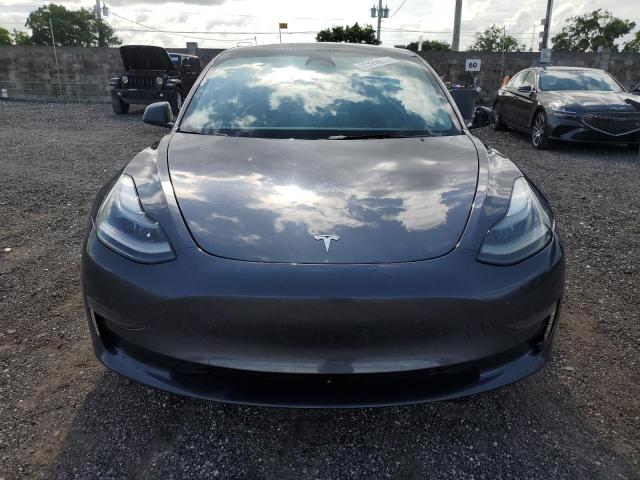  TESLA MODEL 3 2023 Srebrny