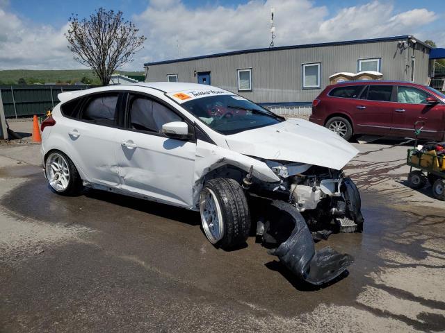  FORD FOCUS 2018 Biały