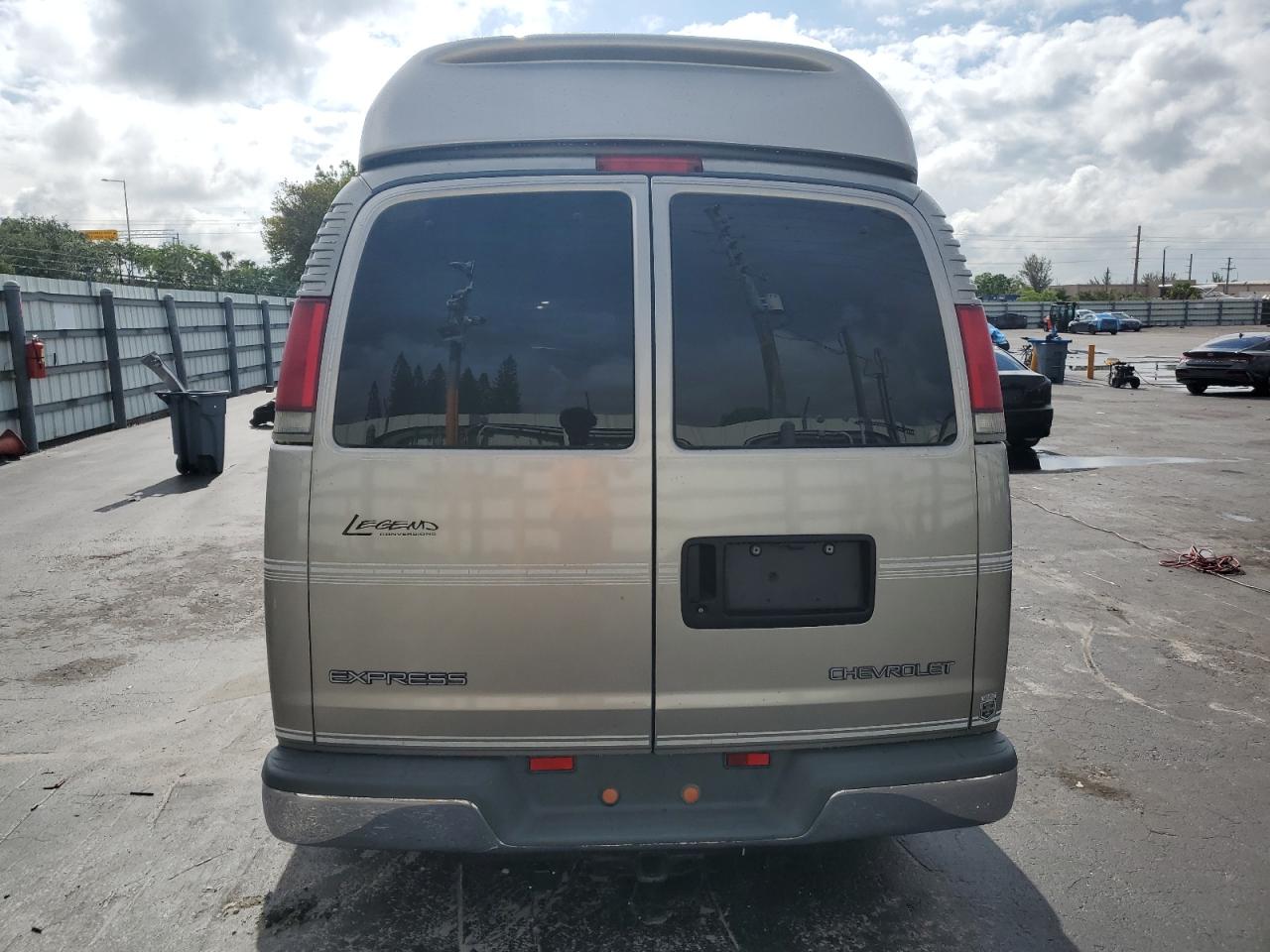 1999 Chevrolet Express G1500 VIN: 1GBFG15R1X1060560 Lot: 56858005