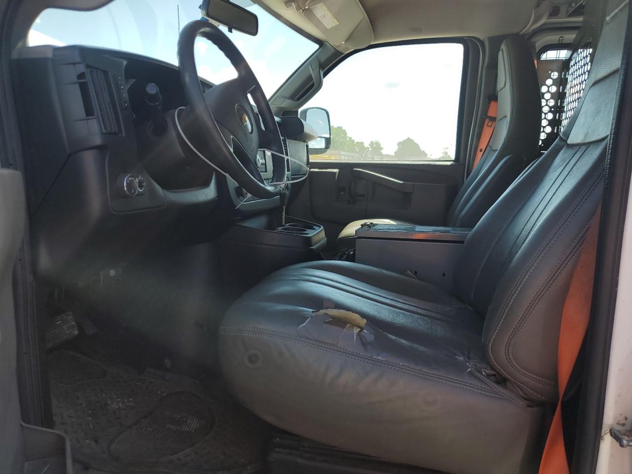 2017 Chevrolet Express G2500 VIN: 1GCWGAFF4H1271625 Lot: 58048295