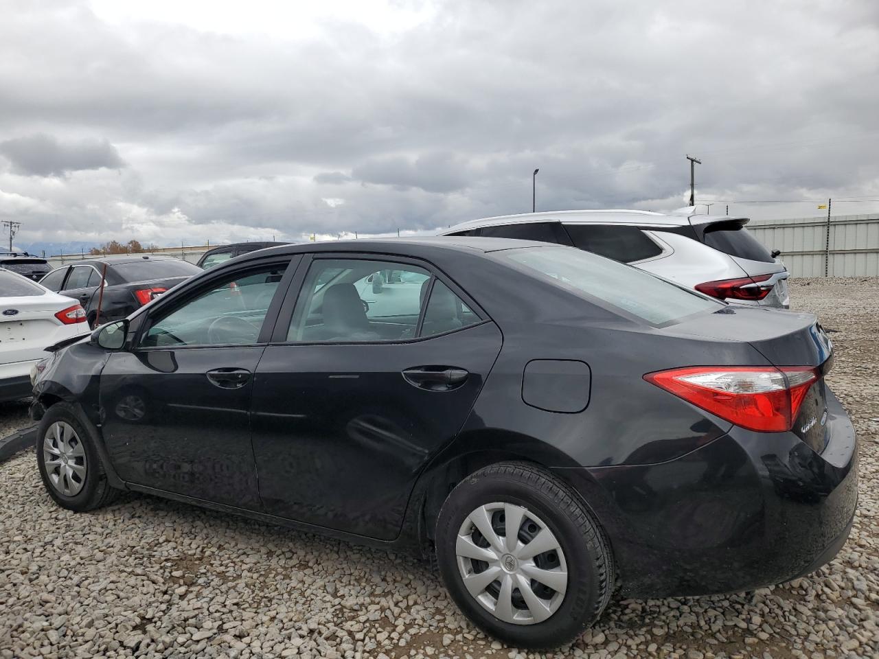 2015 Toyota Corolla L VIN: 5YFBURHEXFP189434 Lot: 57123725