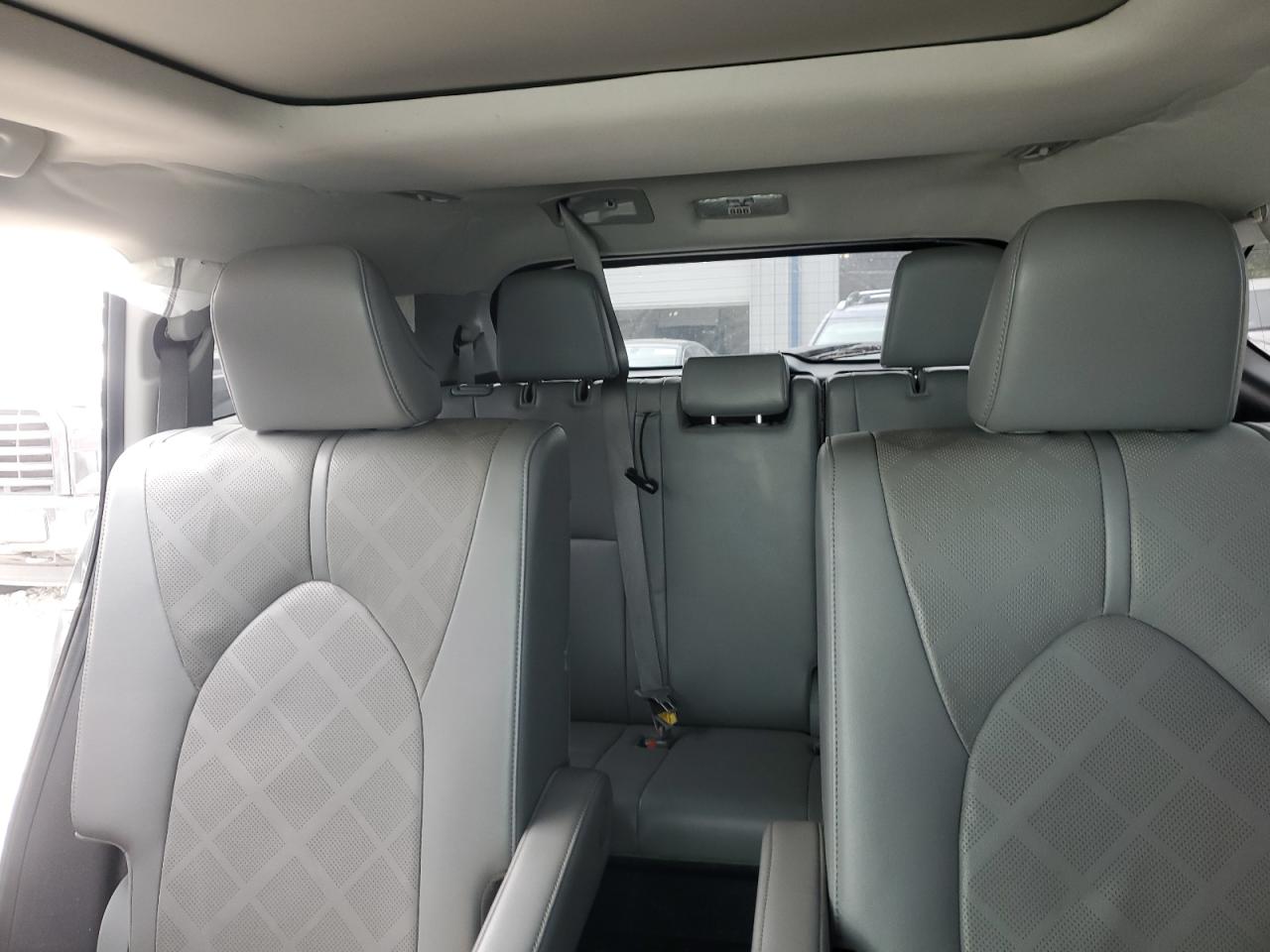 2022 Toyota Highlander Platinum VIN: 5TDFZRBH7NS215094 Lot: 58805075
