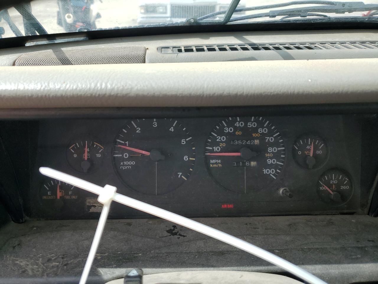 1993 Jeep Grand Cherokee Laredo VIN: 1J4GZ58Y8PC513026 Lot: 57001465