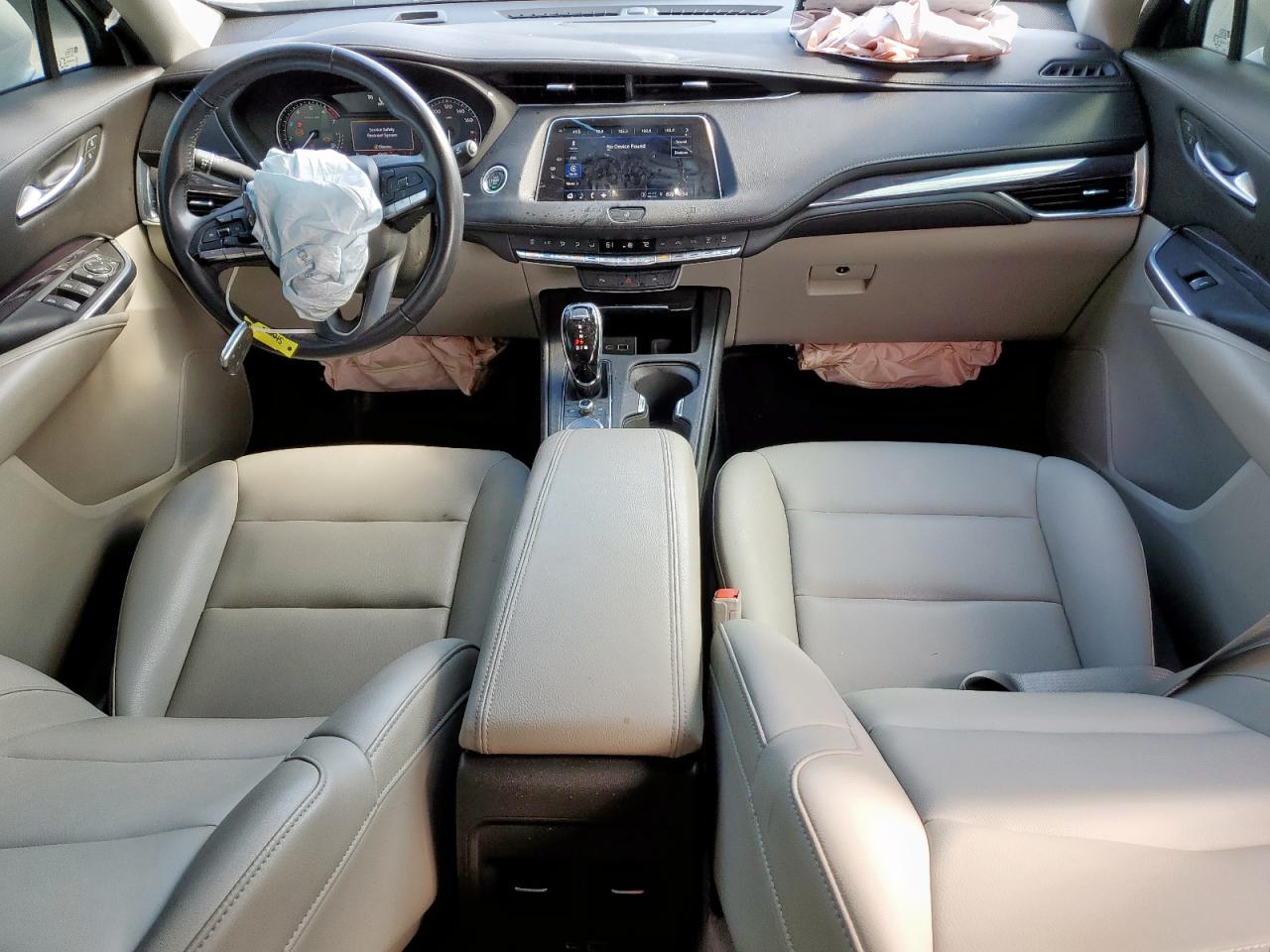2021 Cadillac Xt4 Luxury VIN: 1GYAZAR40MF051288 Lot: 55947335