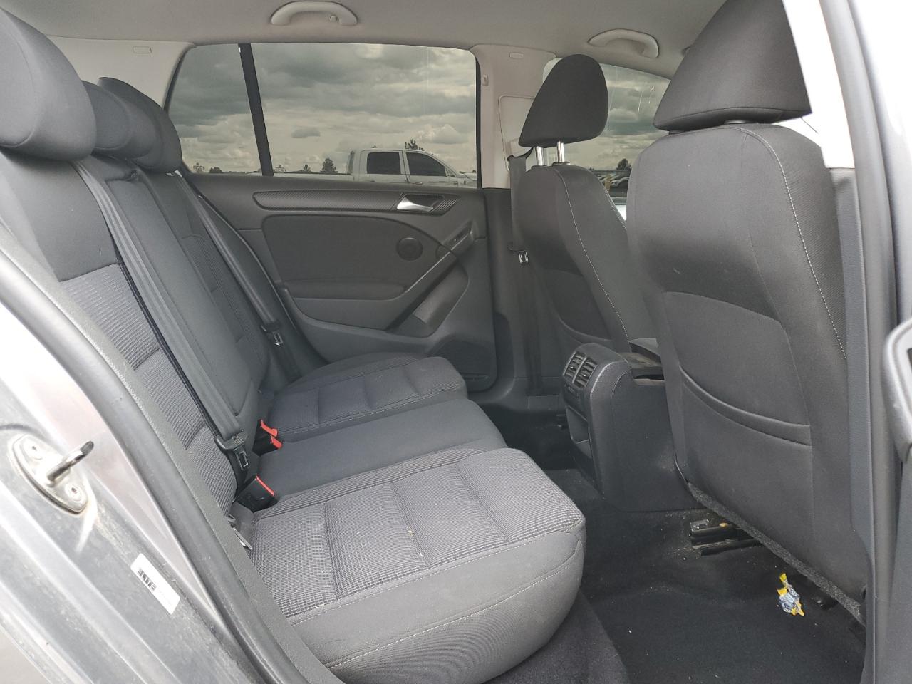 2012 Volkswagen Golf VIN: WVWNM7AJ7CW123807 Lot: 56561155