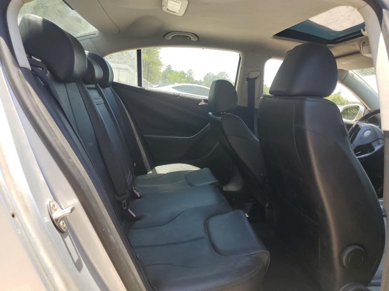 2008 Volkswagen Passat Komfort VIN: WVWAK73C88P047924 Lot: 56457275