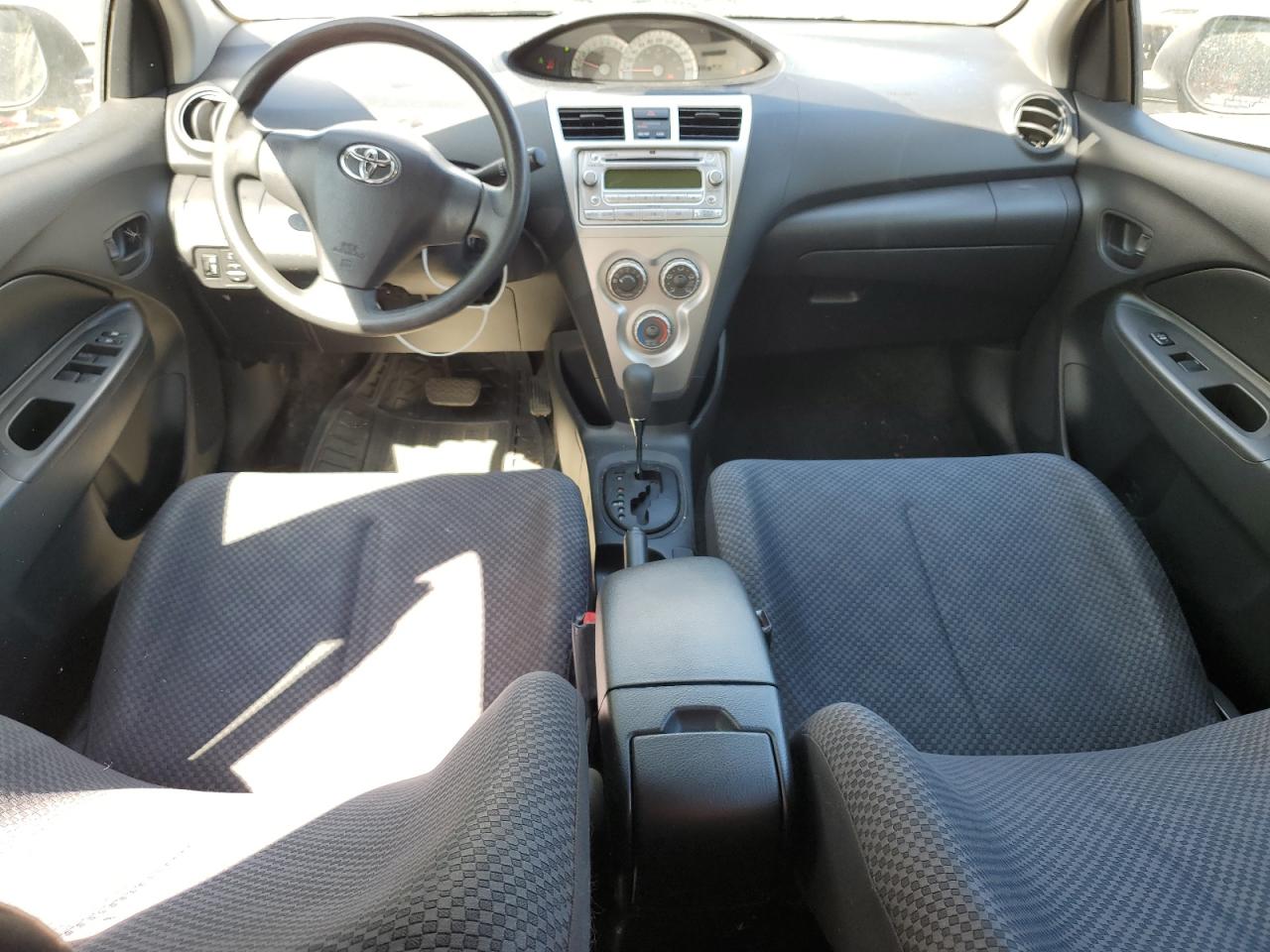 2008 Toyota Yaris VIN: JTDBT923281205000 Lot: 57104995