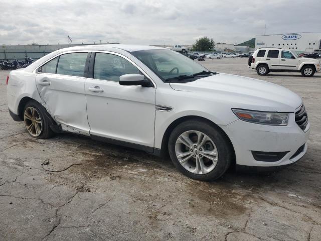  FORD TAURUS 2016 Білий