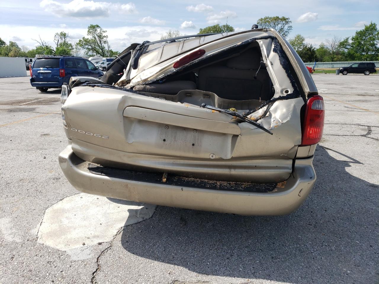 2003 Dodge Grand Caravan El VIN: 2D4GP34L73R173124 Lot: 55629615